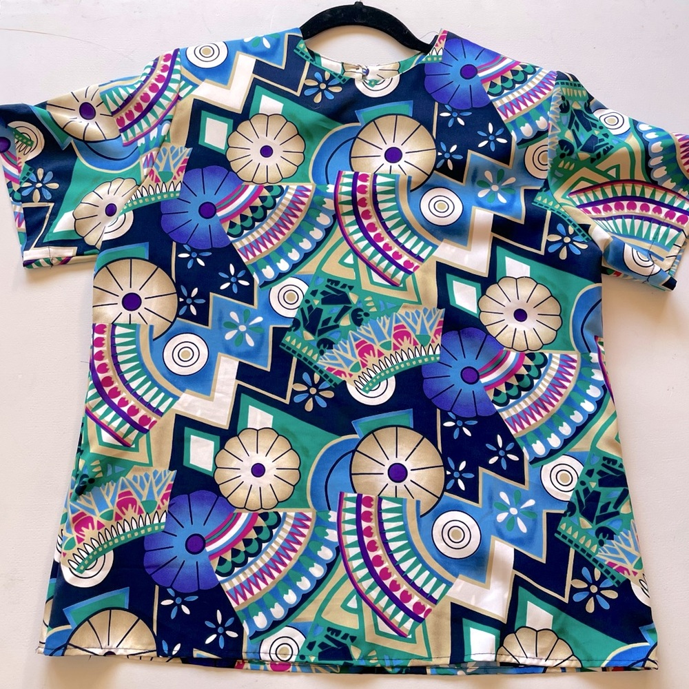 Vintage Abstract Funky Print Petite Sophisticate Silky Blouse sz 10 90s Y2k